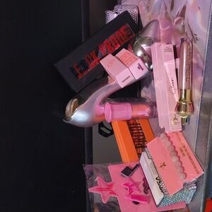 Jeffree Star Pink and Black Makeup Set